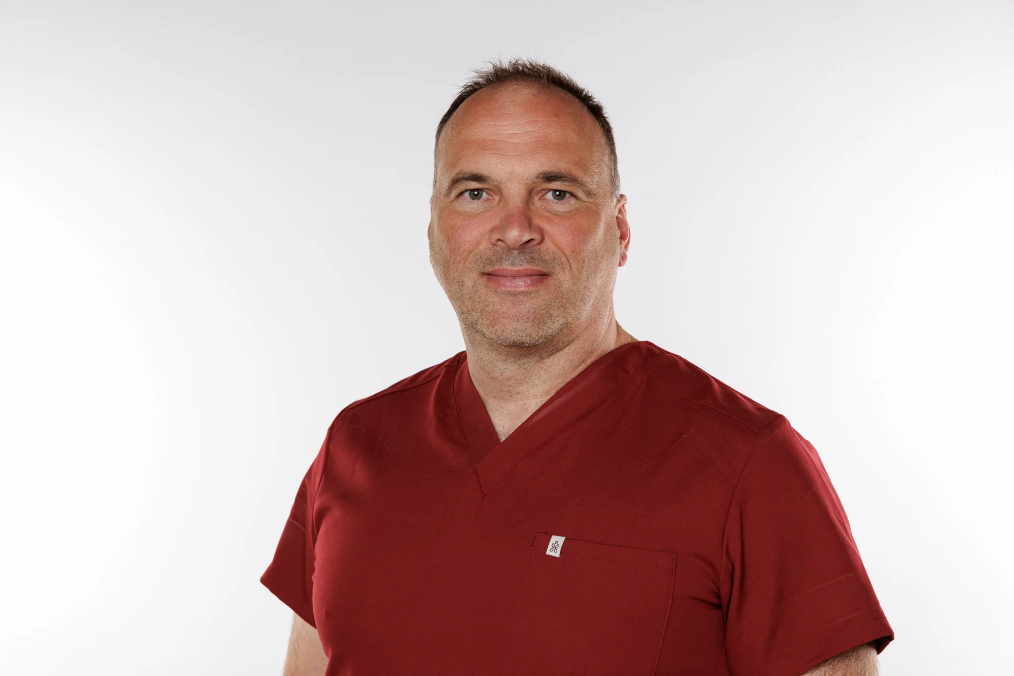 Kaspars Snipe – Ķirurgs, Proktologs